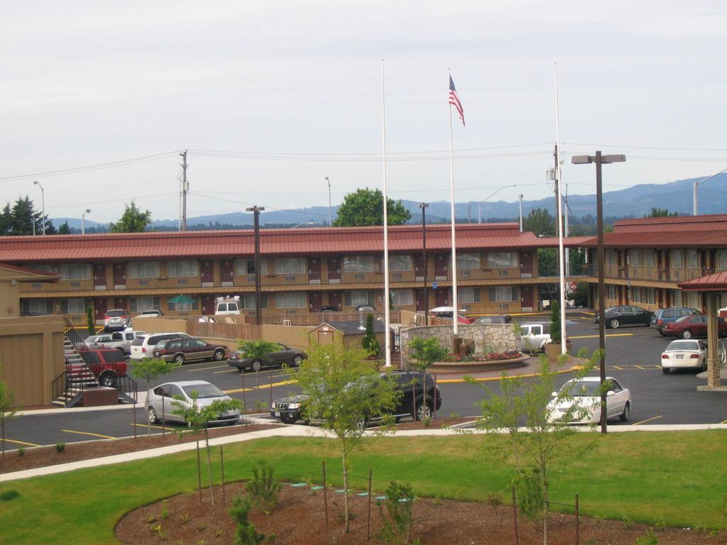 Rodeway Inn Portland Airport Esterno foto